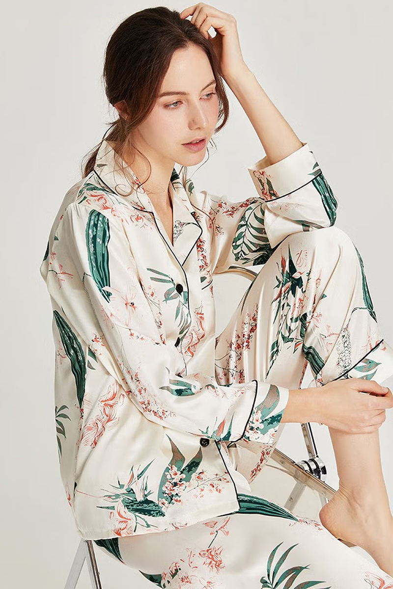  100% Mulberry Silk Long Sleeve for Women Floral Printed Pajama Set
