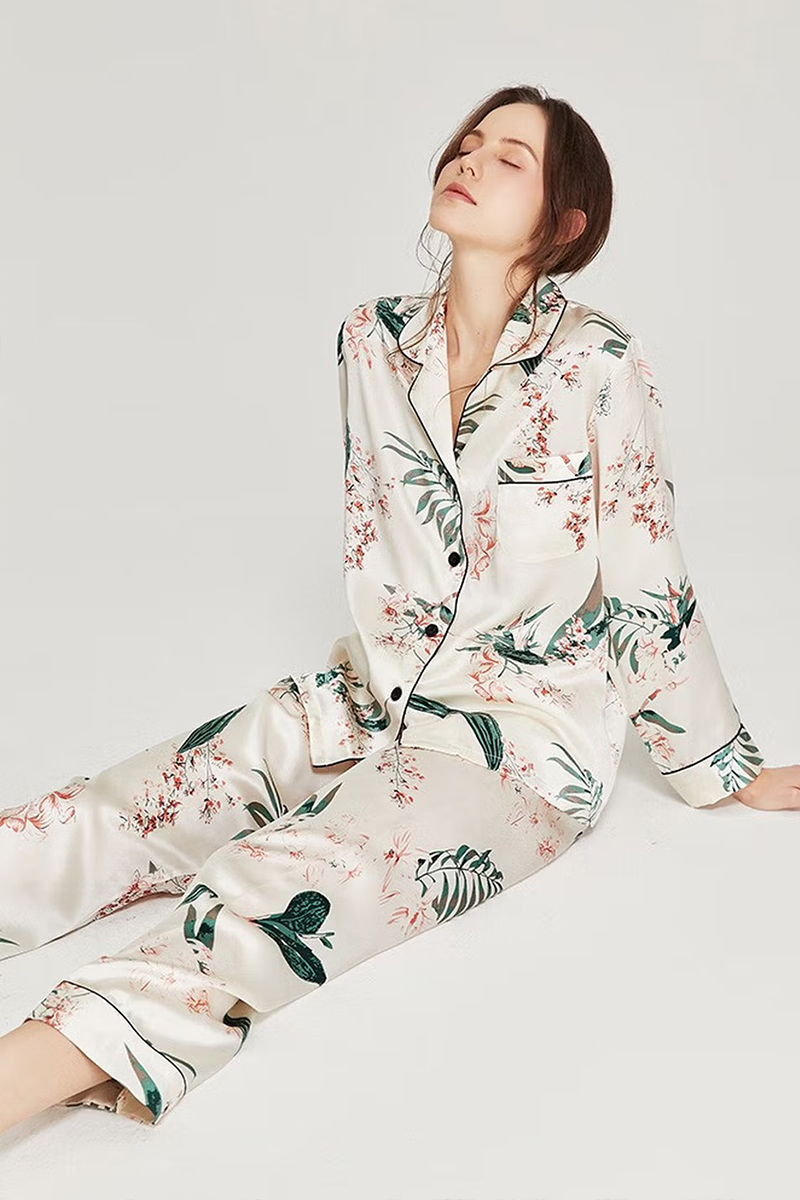  100% Mulberry Silk Long Sleeve for Women Floral Printed Pajama Set