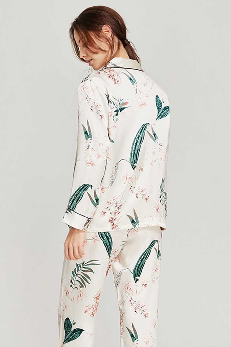  100% Mulberry Silk Long Sleeve for Women Floral Printed Pajama Set