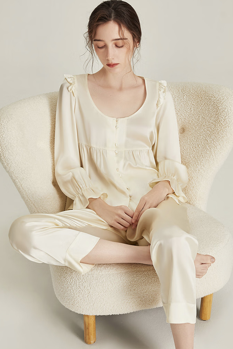 100% Mulberry Silk Vintage Style Pajama Set with Ruffle Trim for Women