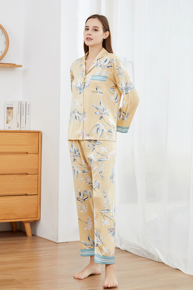 100% Mulberry Silk Elegant 2 Piece Women Loungewear Luxury Printed Pajama Set