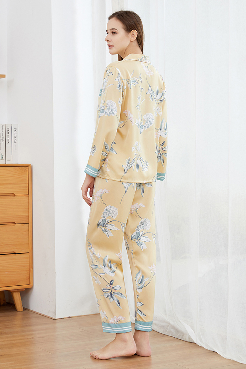 100% Mulberry Silk Elegant 2 Piece Women Loungewear Luxury Printed Pajama Set