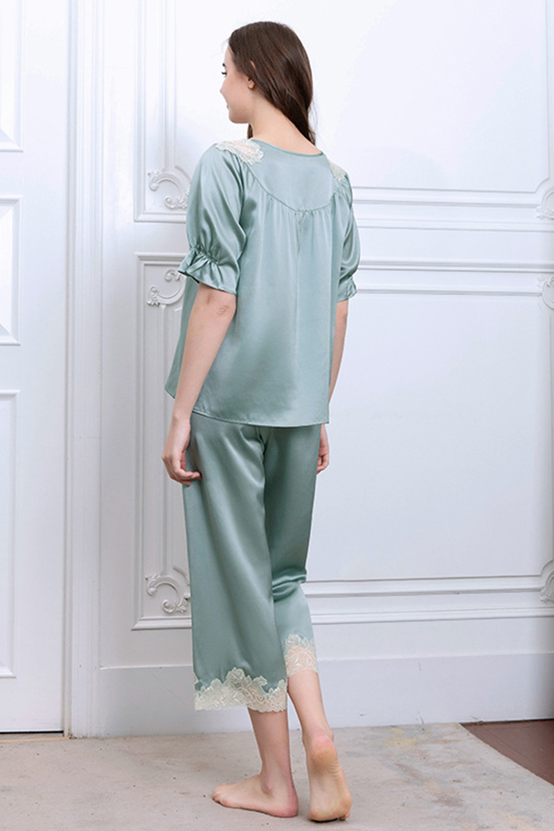19 Momme 100% Mulberry Silk 2-Piece Pajama Set V-Neck Mid Sleeve Loungewear With Lace Trim