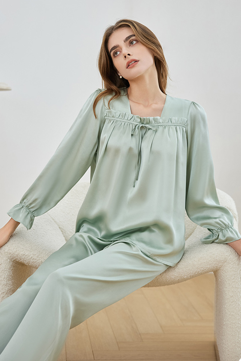 19 Momme 100% Mulberry Silk Pullover Pajama Set Casual Relaxed Fit Long Sleeve Pants Loungewear
