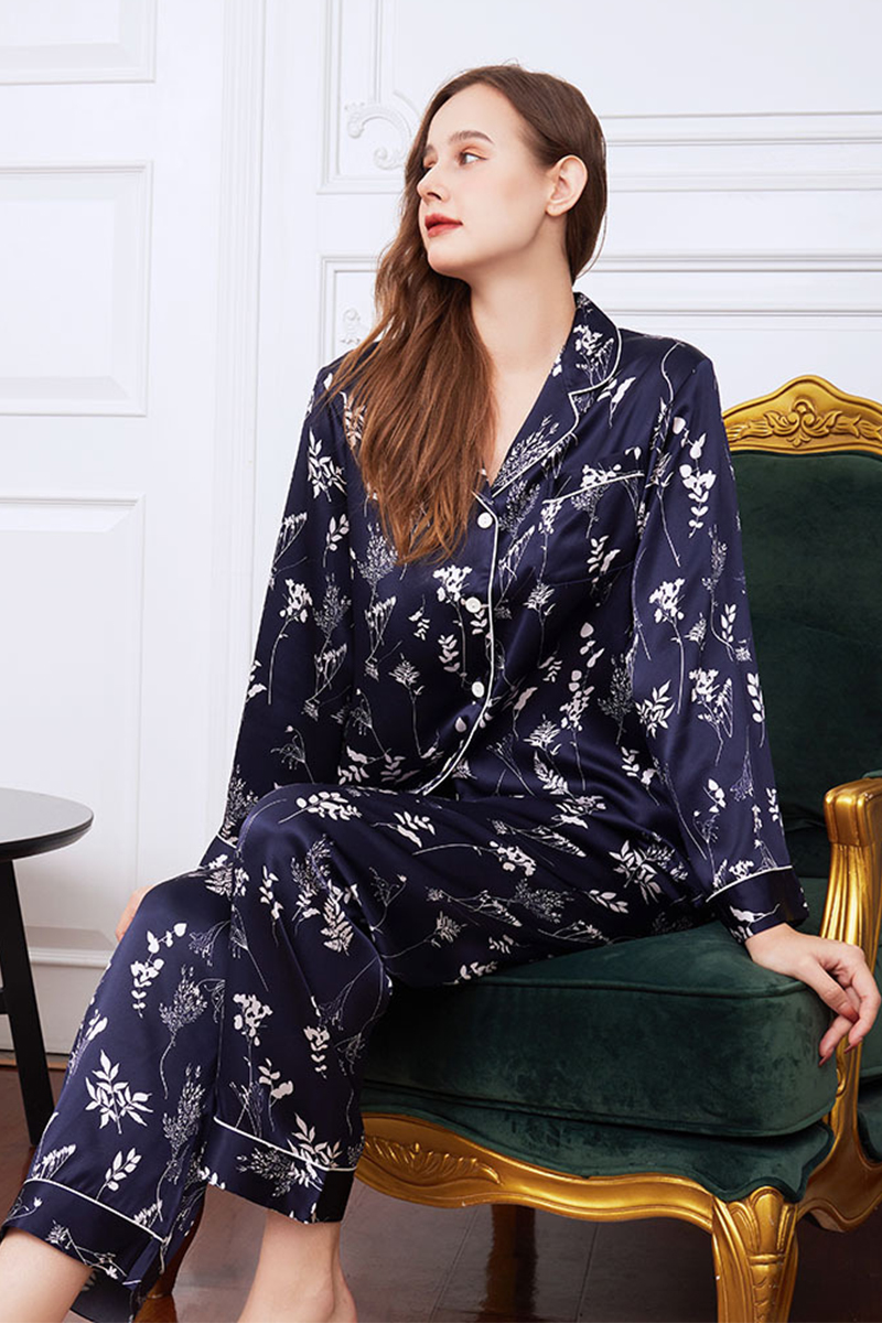 19 Momme 100% Mulberry Silk Printed Heavy Pajama Set V-Neck Long Sleeve Pants Luxury Wearable Outside Loungewear