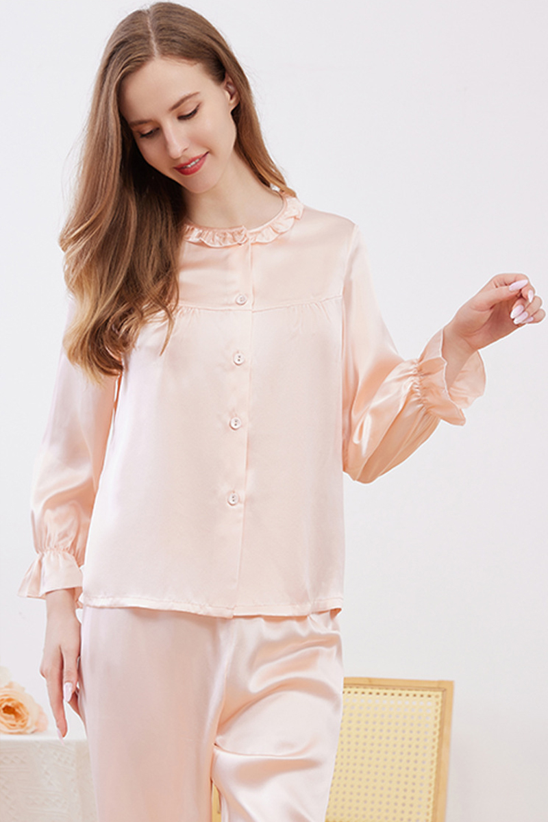 19 Momme 100% Mulberry Silk Pajama Set Crew Neck Open Front Long Sleeve Pants Minimalist Loungewear