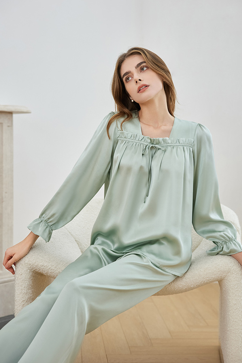 19 Momme Heavy 100% Mulberry Silk Pajama Set Loose Square Neck Lantern Long Sleeve Top & Pants Loungewear