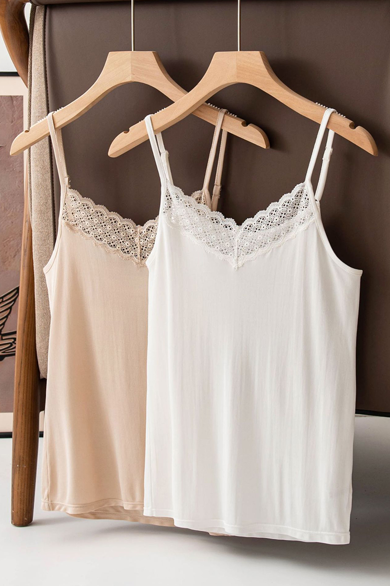 Silkisi V-Neck Silk Camisole Solid Color Mulberry Silk Layering Vest with Delicate Lace Trim