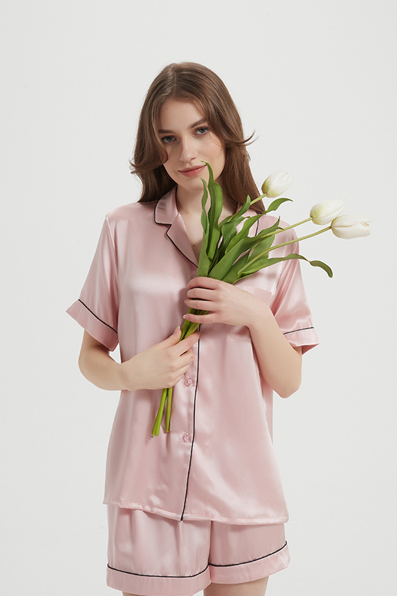 100% Mulberry Flash Sale Pure Silk Sleepwear Breathable Short Top & Shorts 100% Mulberry Silk Home Outfit Set
