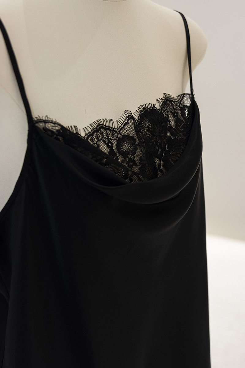 90% Mulberry Silk 2026 Spring Summer New Women Silk Camisole Solid Color Lace Trim Mulberry Silk Tank Top Versatile for Commute Layering & Outer Wear