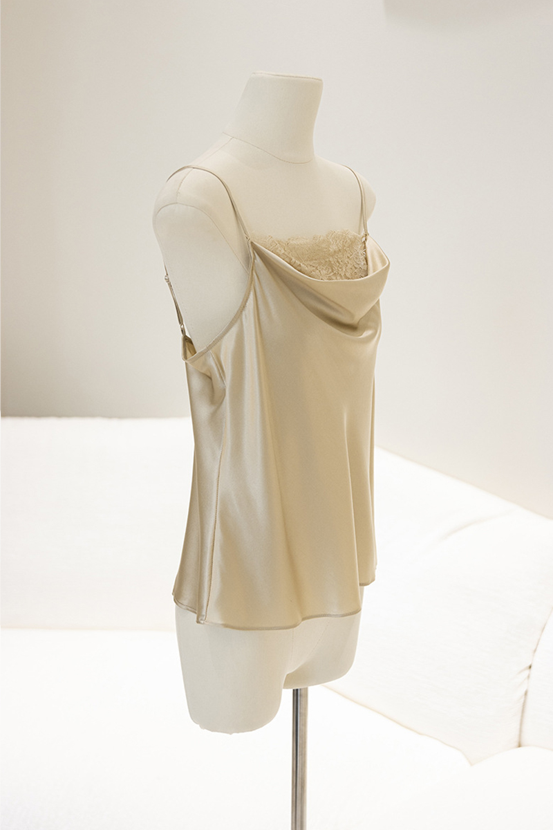 90% Mulberry Silk 2026 Spring Summer New Women Silk Camisole Solid Color Lace Trim Mulberry Silk Tank Top Versatile for Commute Layering & Outer Wear