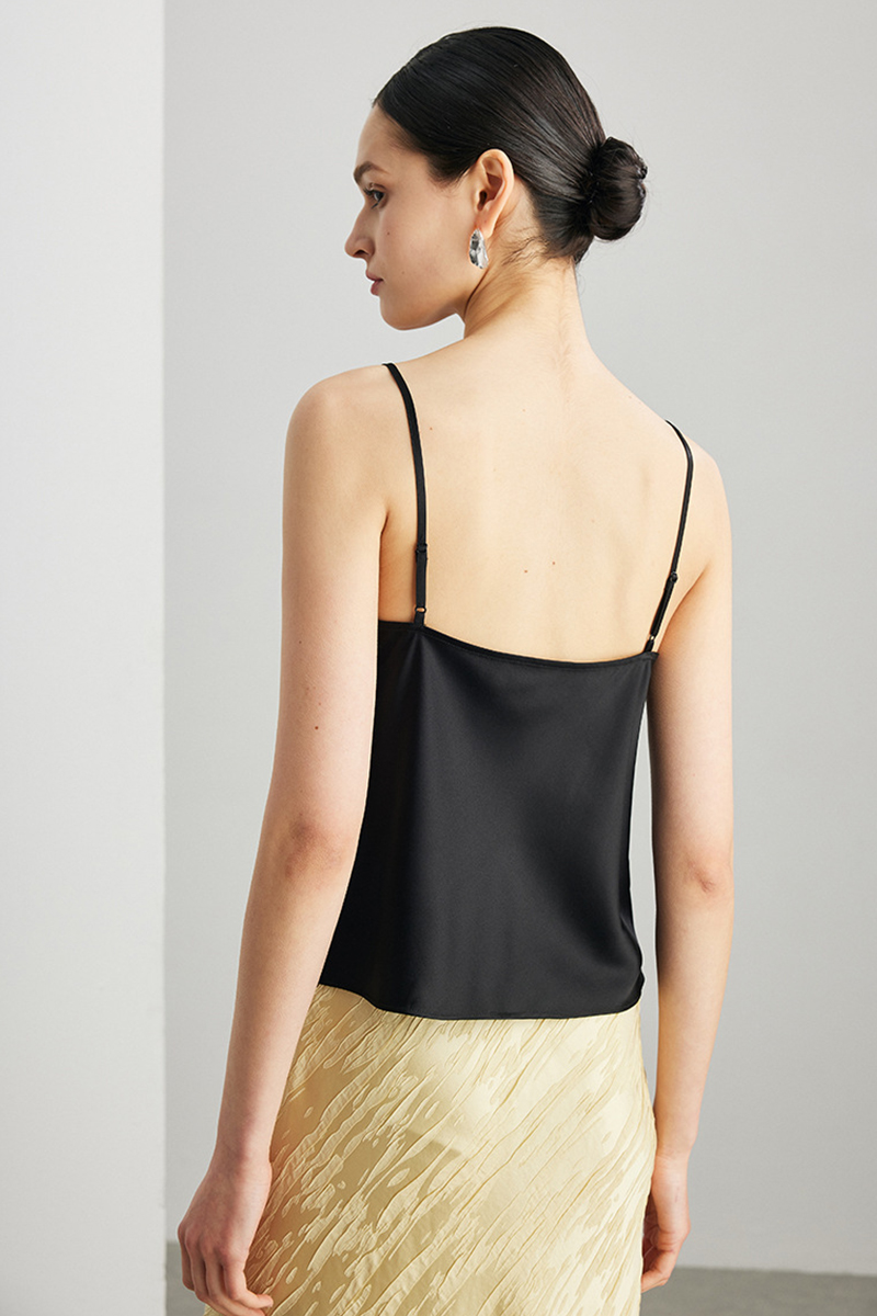 90% Mulberry Silk 2026 Spring Summer New Women Silk Camisole Solid Color Lace Trim Mulberry Silk Tank Top Versatile for Commute Layering & Outer Wear