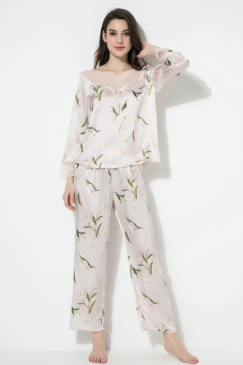 19 Momme 100% Mulberry Elegant Printed Heavyweight 100% Mulberry Silk Pajama Set Soft Long Sleeve Two-Piece Luxury Loungewear