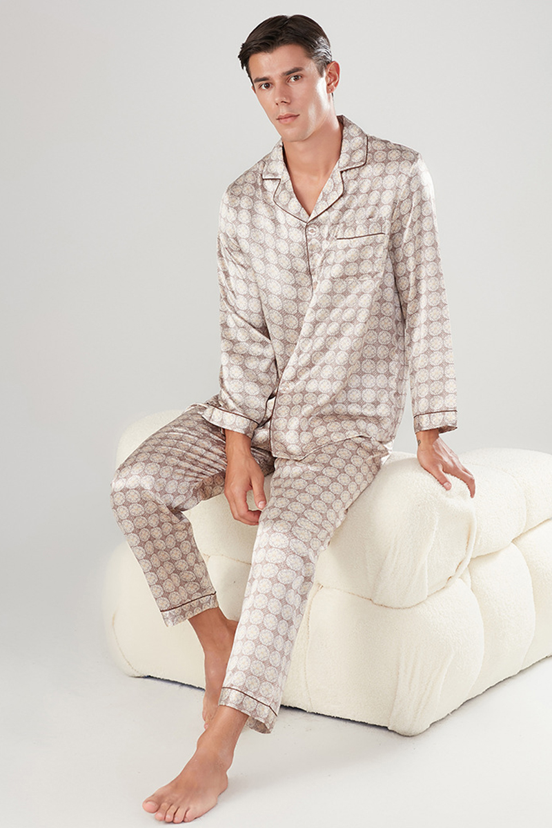 Men’s 100% Mulberry Silk Printed Pajama Set Long Sleeve Luxury Silk Loungewear