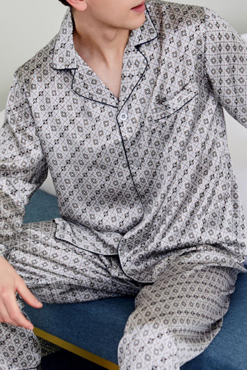 Men’s 100% Mulberry Silk Printed Pajama Set Long Sleeve Luxury Silk Loungewear