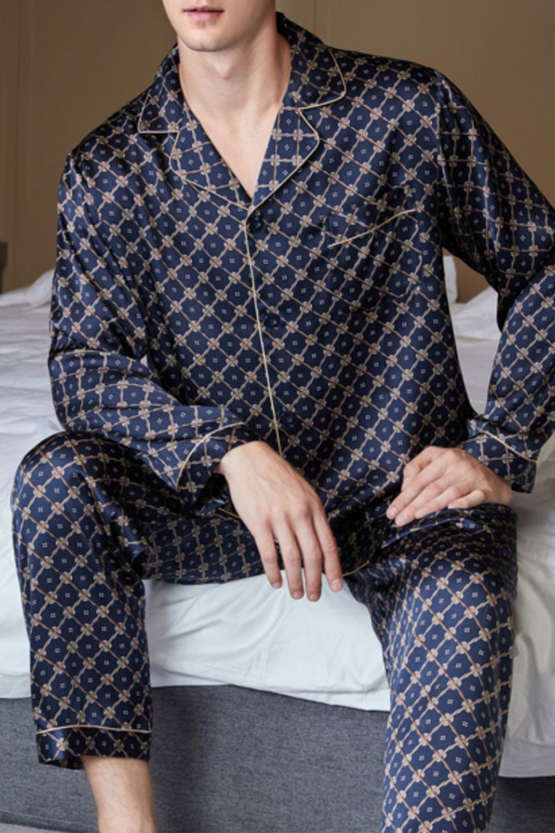 Men’s 100% Mulberry Silk Printed Pajama Set Long Sleeve Luxury Silk Loungewear