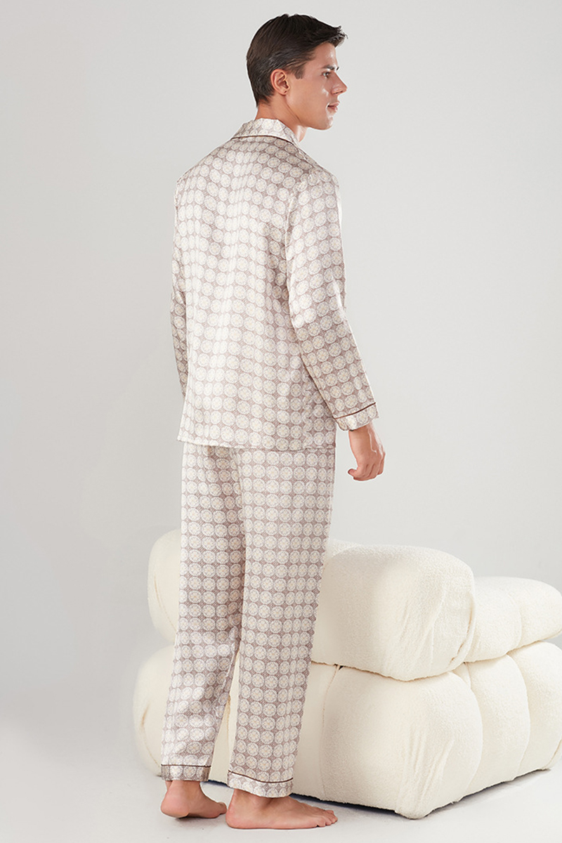 Men’s 100% Mulberry Silk Printed Pajama Set Long Sleeve Luxury Silk Loungewear