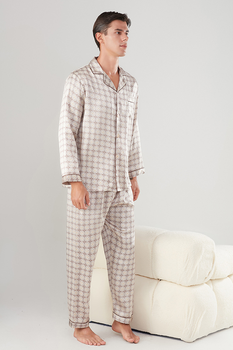 Men’s 100% Mulberry Silk Printed Pajama Set Long Sleeve Luxury Silk Loungewear