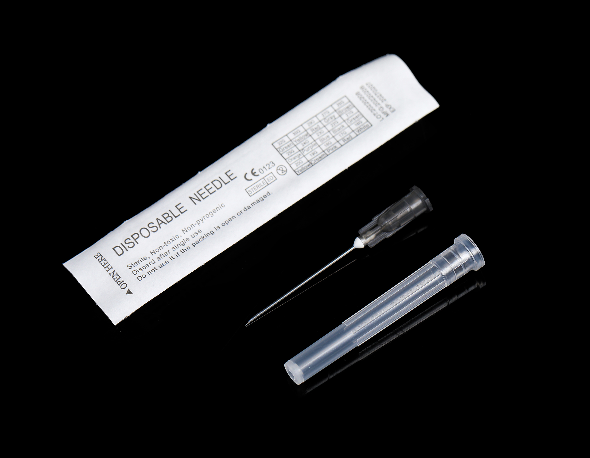 ANTONMOVE 22G 38mm Disposable Sterile Needle Close-up - Sharp Bevel Detail