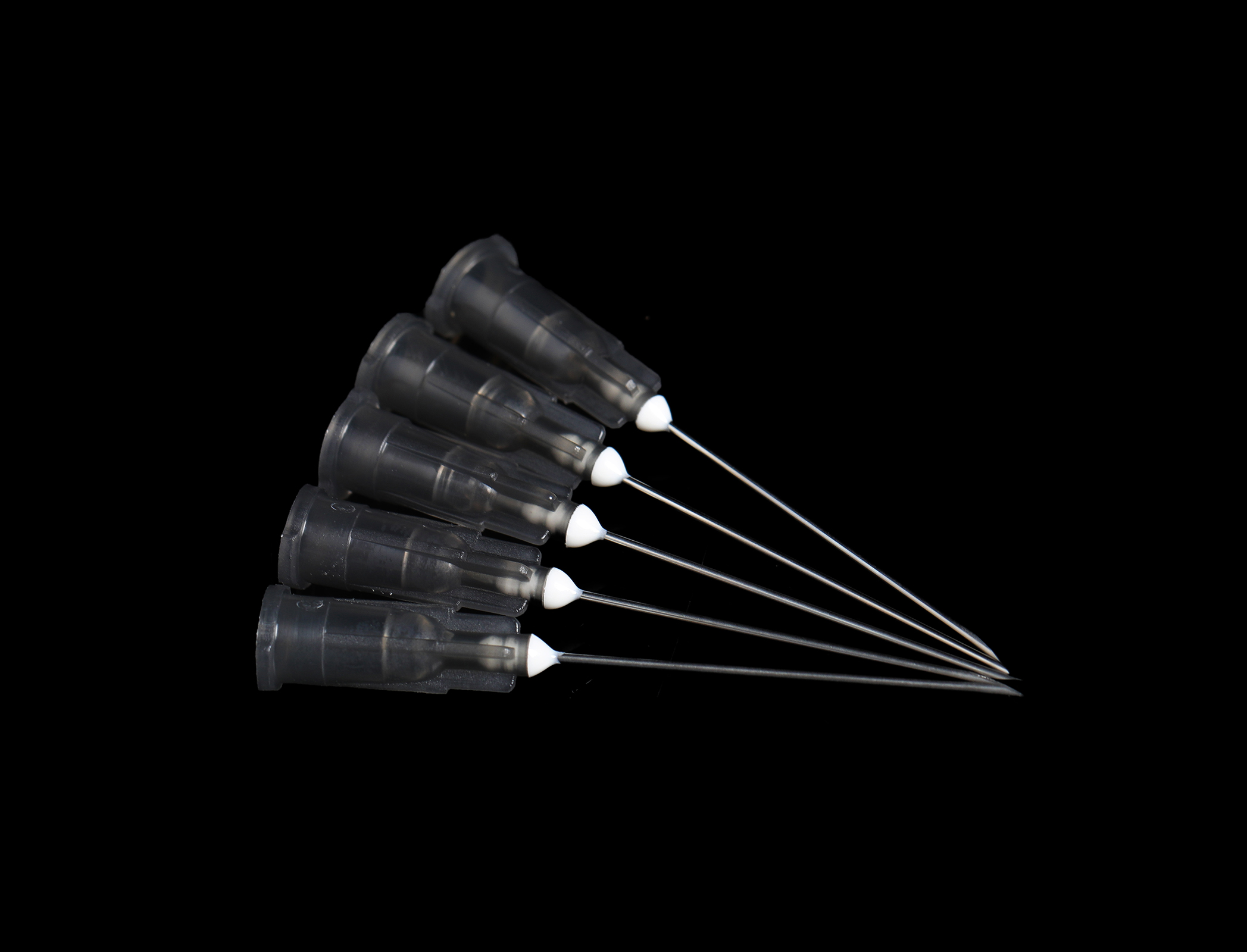 ANTONMOVE 22G 38mm (1.5 inch) Disposable Sterile Hypodermic Needles - Product Photo