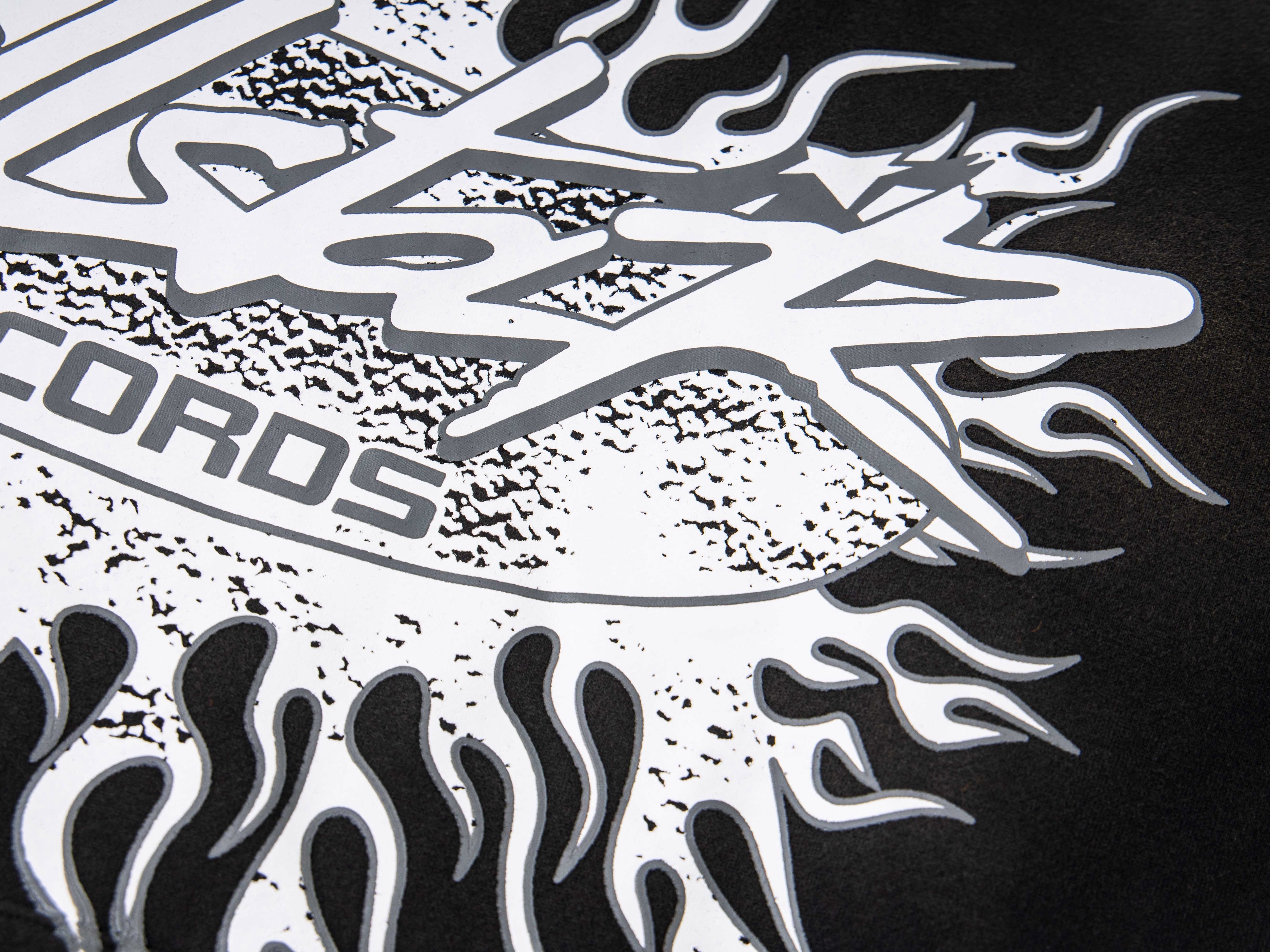 Hellstar Flame Face Graphic Hoodie – Oversized Y2K Streetwear Pullover