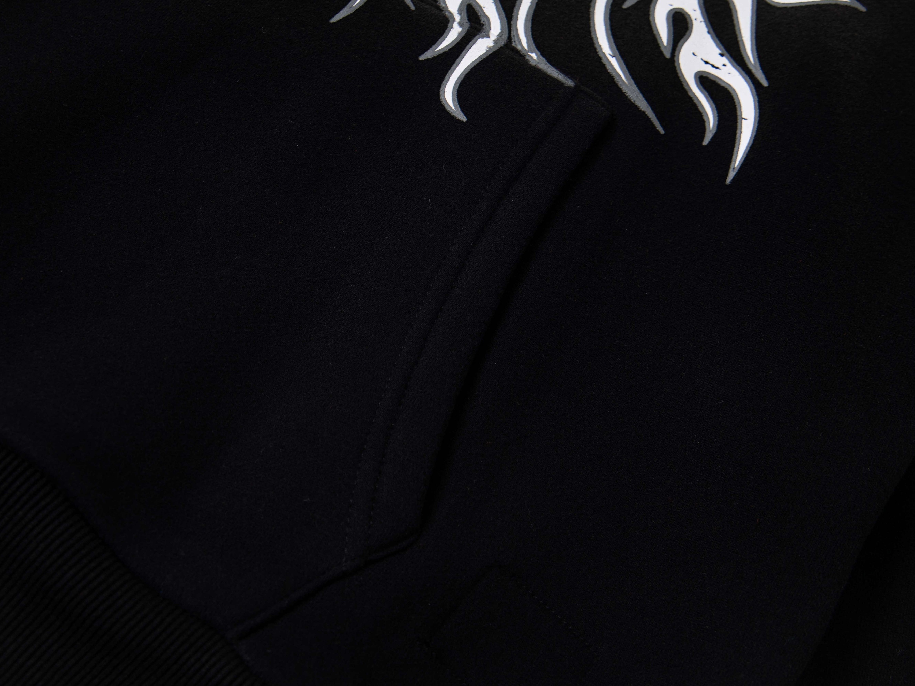 Hellstar Flame Face Graphic Hoodie – Oversized Y2K Streetwear Pullover