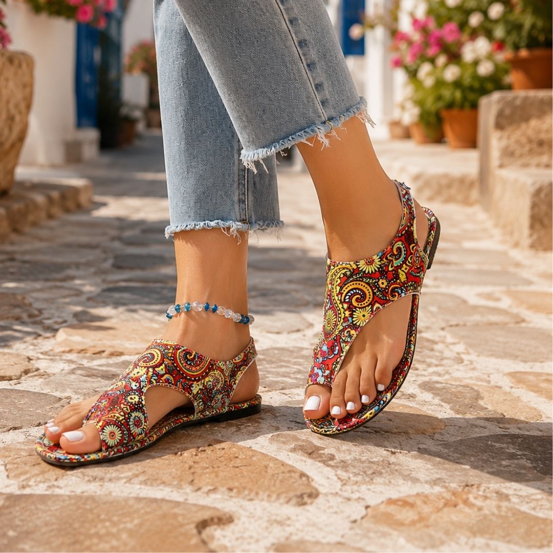 Women's Flat Sandals Split-Toe Paisley Print Hook-Loop Closure