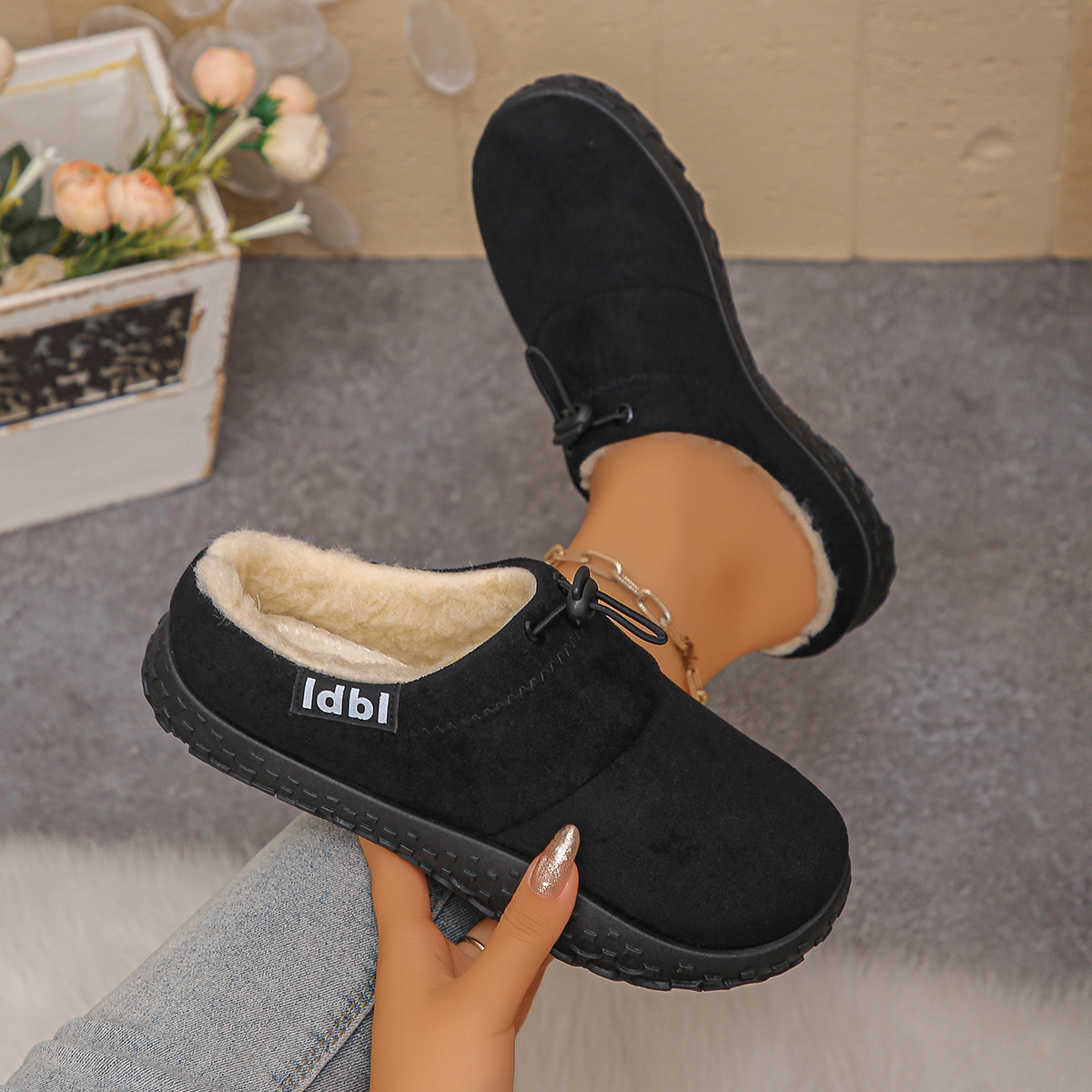 Women’s Warm Plush-Lined Mules – Comfortable Non-Slip Shoes for Fall & Winter