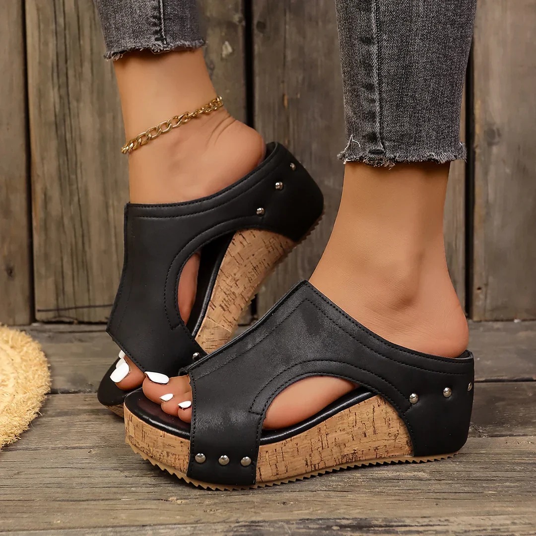 NEW ARRIVAL 70% OFF - Orthopedic COMFORTABLE WOMEN'S SANDALS WITH ARCH SUPPORT & BREATHABLE - BUY 2 FREE SHIPPING