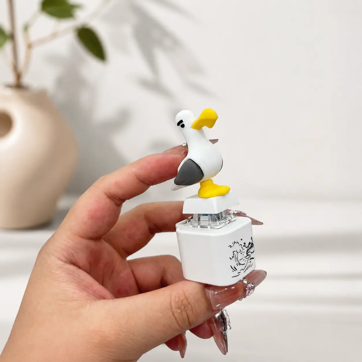 Seagull MINE! Button Keychain-Real Sound & LED Light