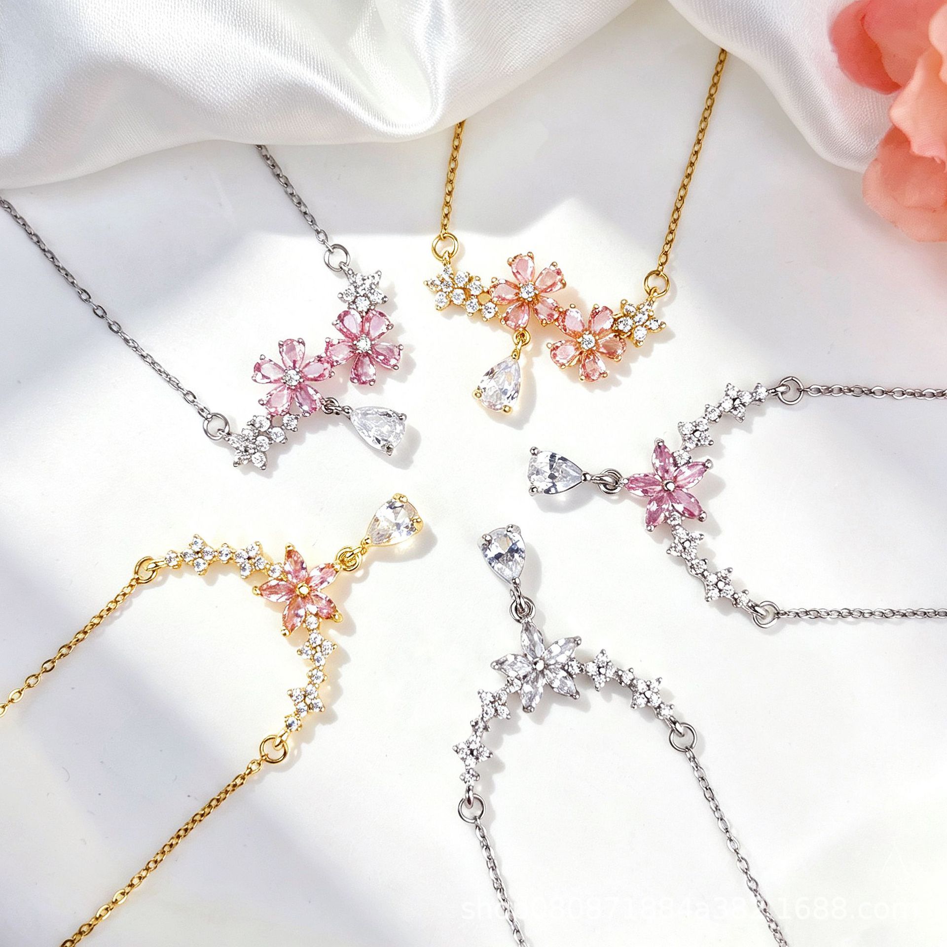 Sakura necklace ✨🌸🎀💗