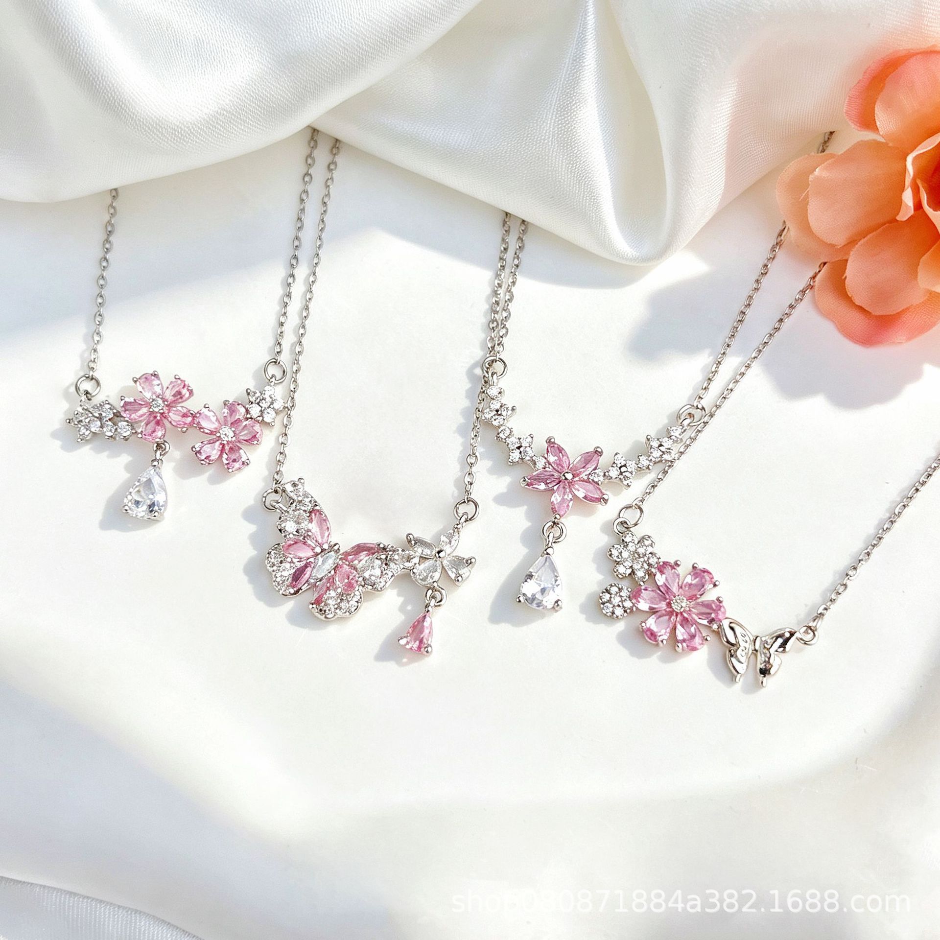 Sakura necklace ✨🌸🎀💗