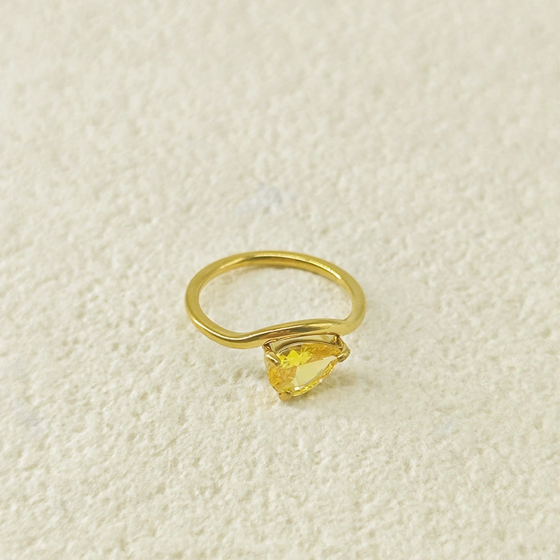 A Birthstone Ring That Carries Her Story 💛