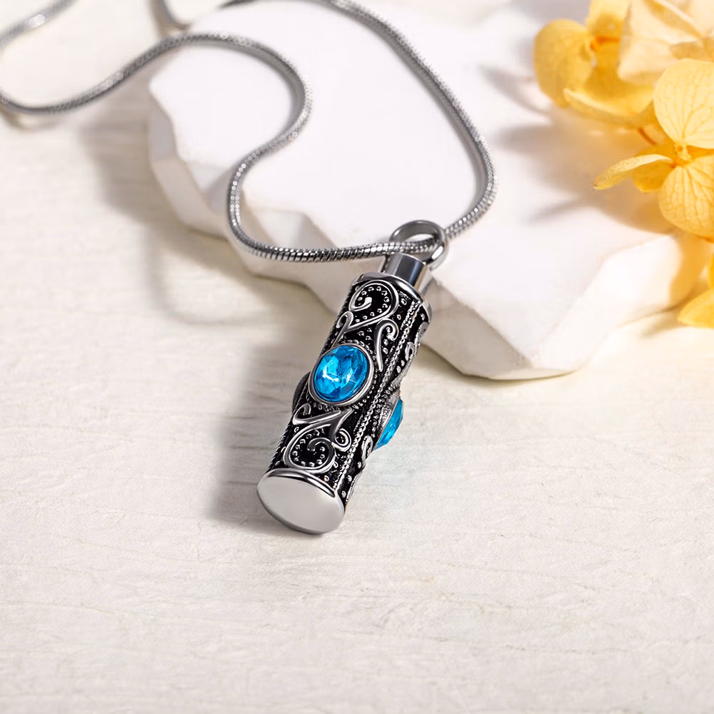 Personalized Pet Fur Keepsake Necklace – Keep a Little Piece of Your Best Friend Close