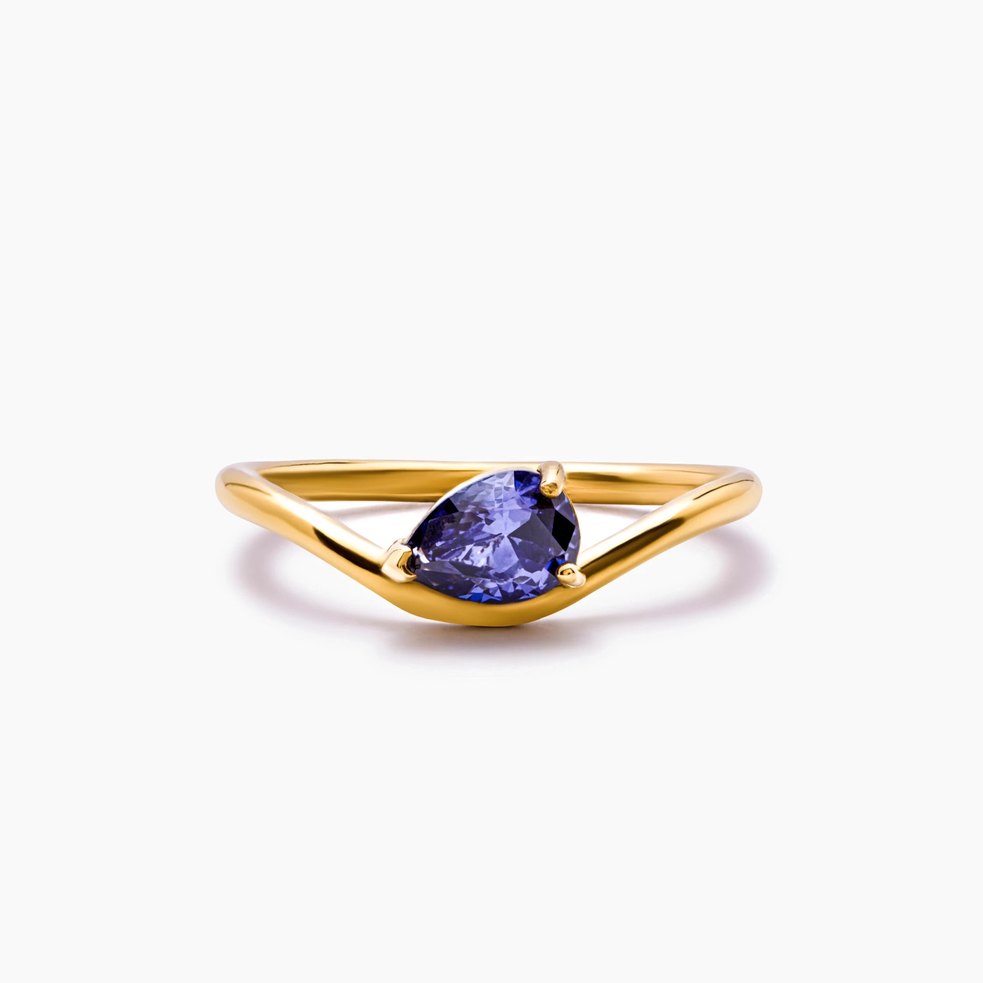 A Birthstone Ring That Carries Her Story 💛