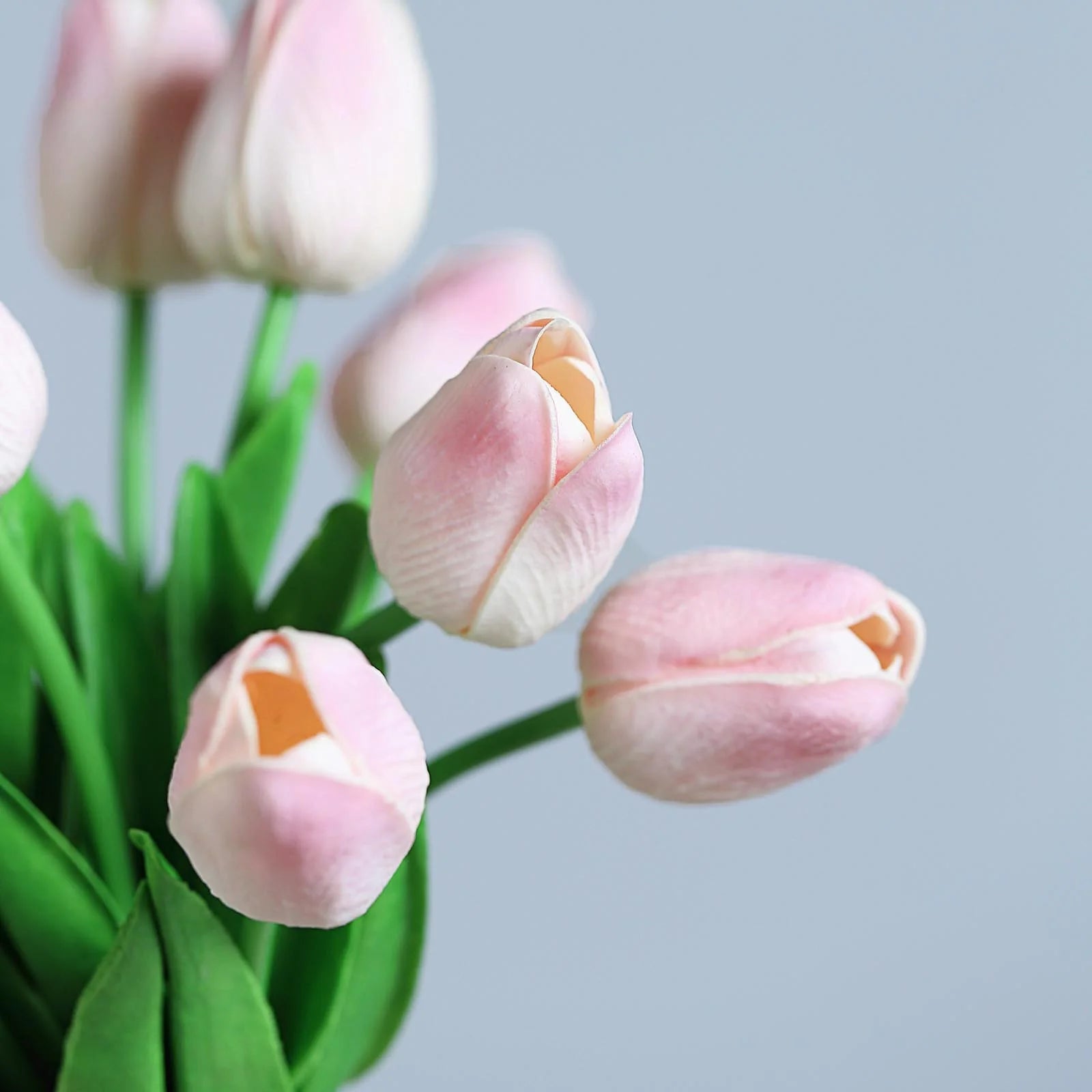 🌷 Real Touch Faux Tulip Bouquet – Lifelike Artificial Tulips for Elegant Home & Garden Décor