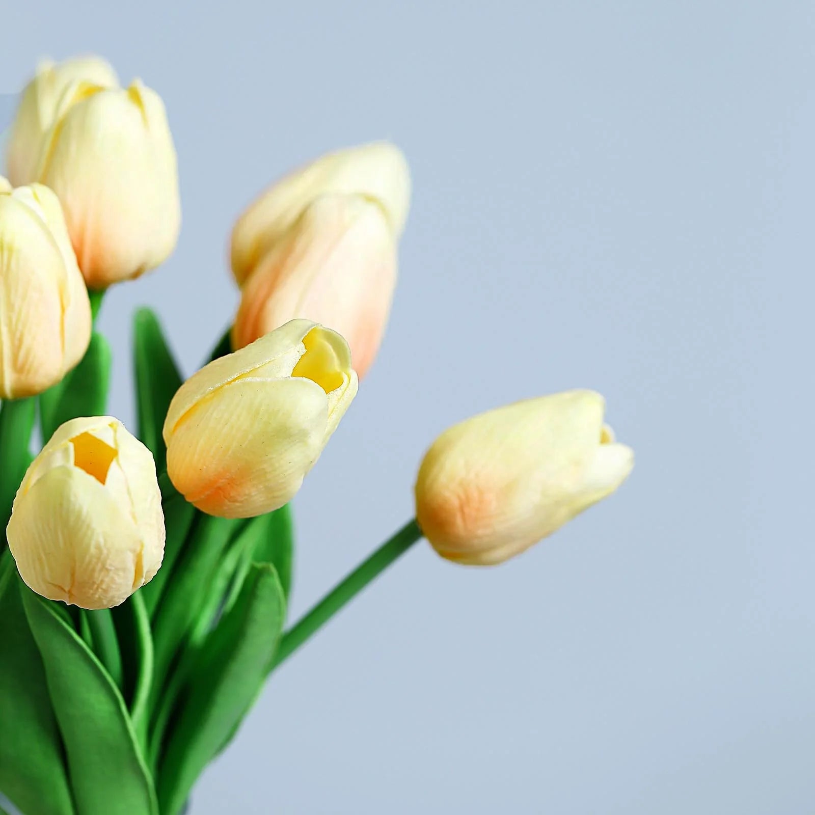 🌷 Real Touch Faux Tulip Bouquet – Lifelike Artificial Tulips for Elegant Home & Garden Décor
