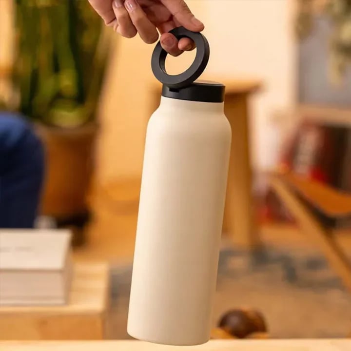 🏆New Magnetic Insulated Tumbler – Keeps Drinks Hot & Cold for Hours!
