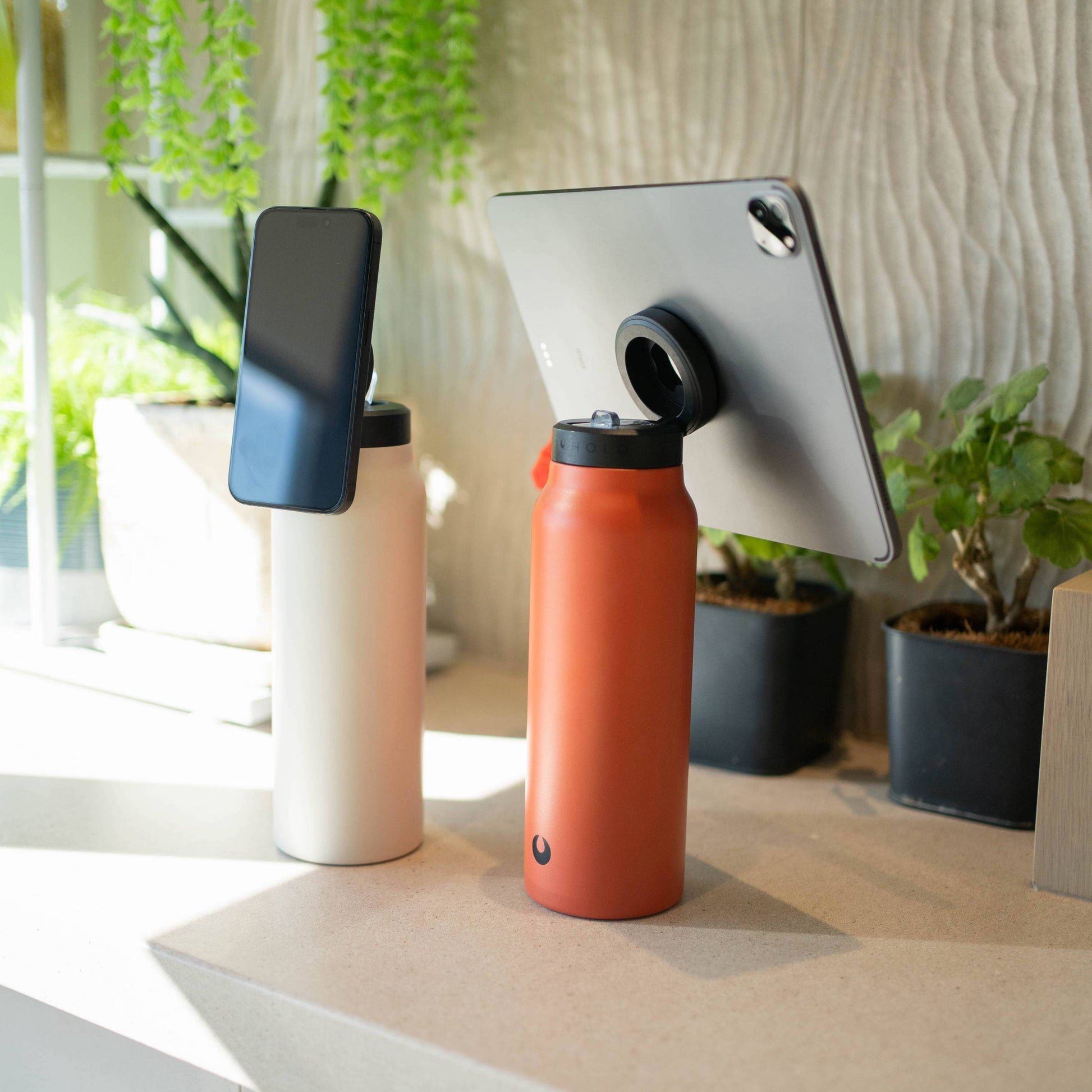 🏆New Magnetic Insulated Tumbler – Keeps Drinks Hot & Cold for Hours!