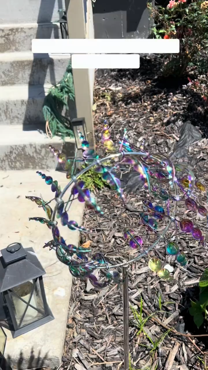 Metal Kinetic Windmill Outdoor Garden Decor, Battery-Free Lawn Art Spinner - Multi-Color