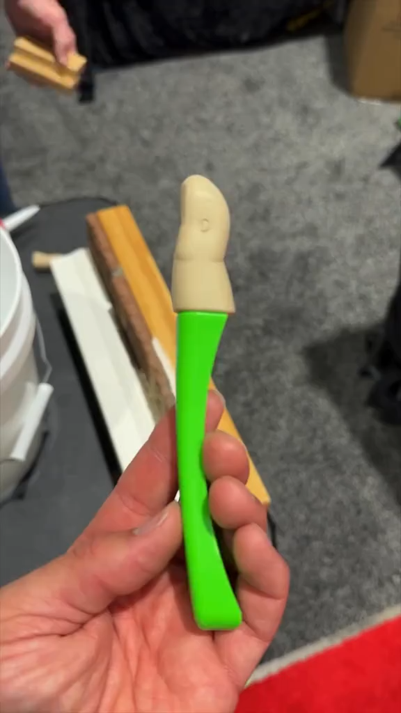 A Caulk Smoothing Tool Providing Smooth Finishing to Caulks Like a Professional. Comfort Grip, Durable and Easy to Use. Saves Your Fingers from Splinters and Soreness