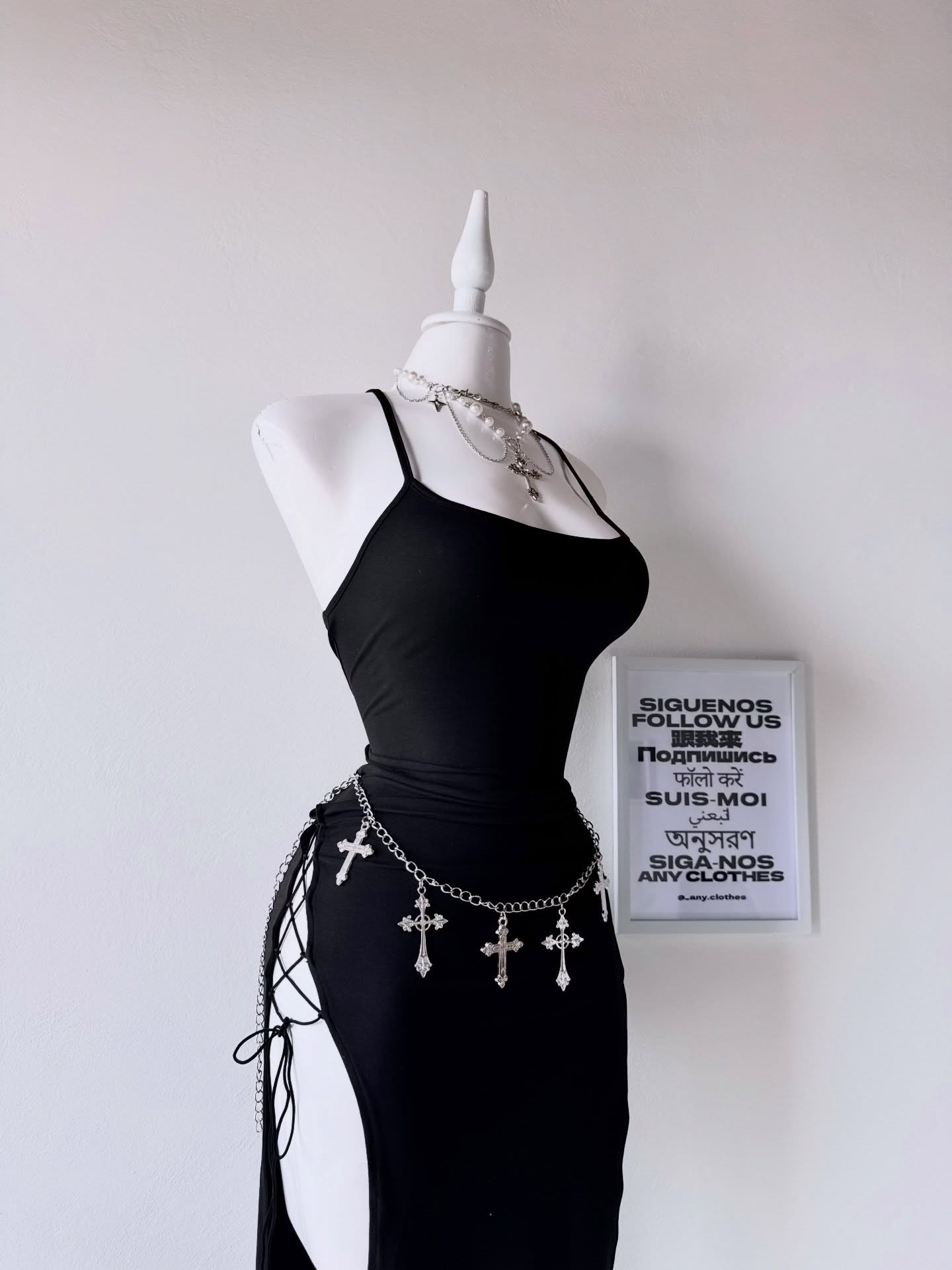  Vestido gótico abertura