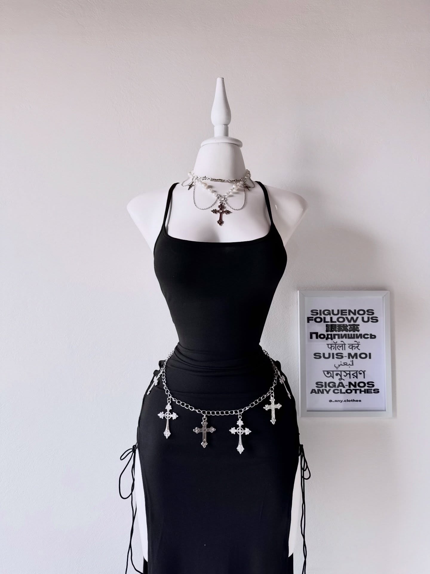  Vestido gótico abertura