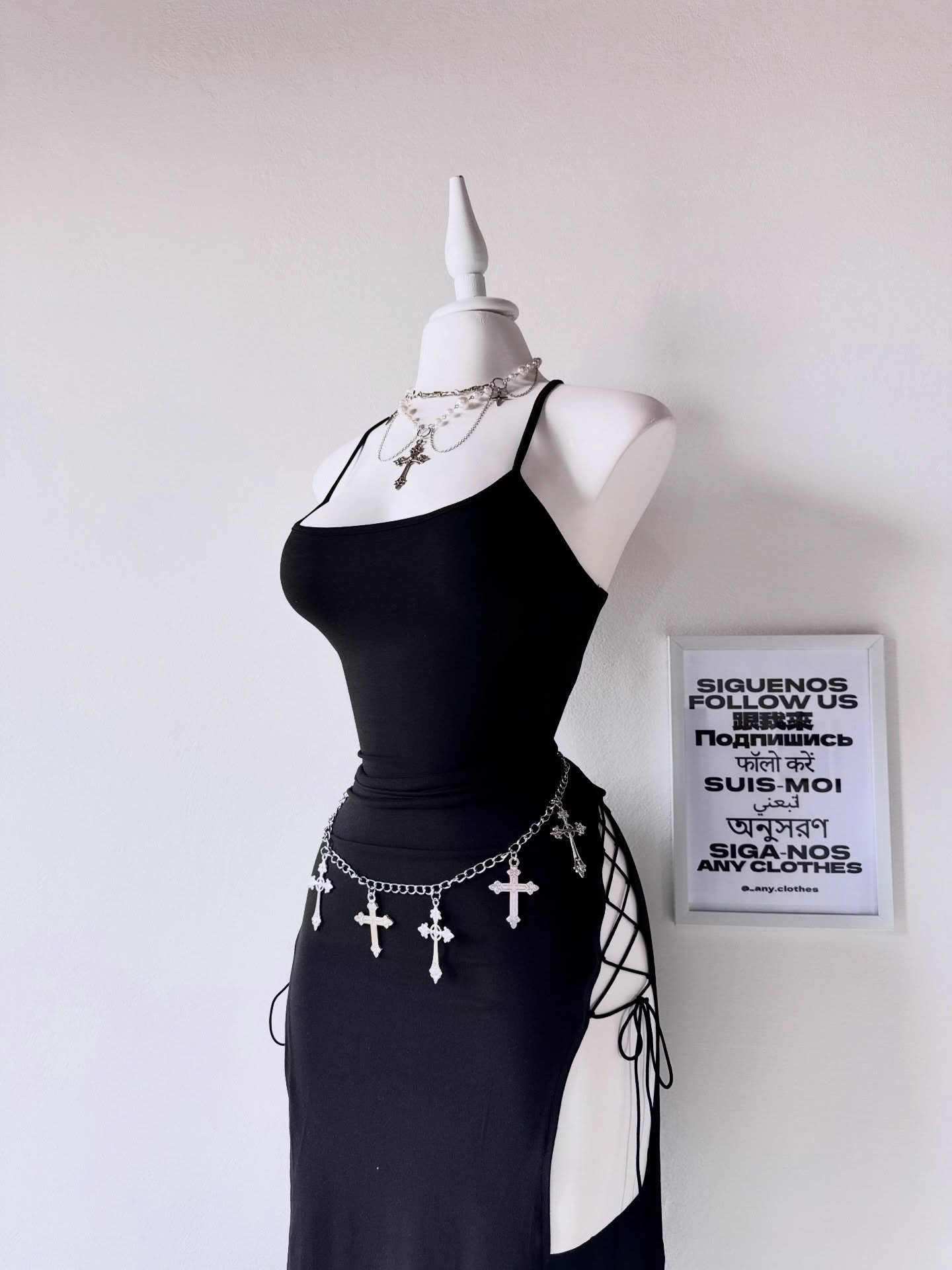  Vestido gótico abertura
