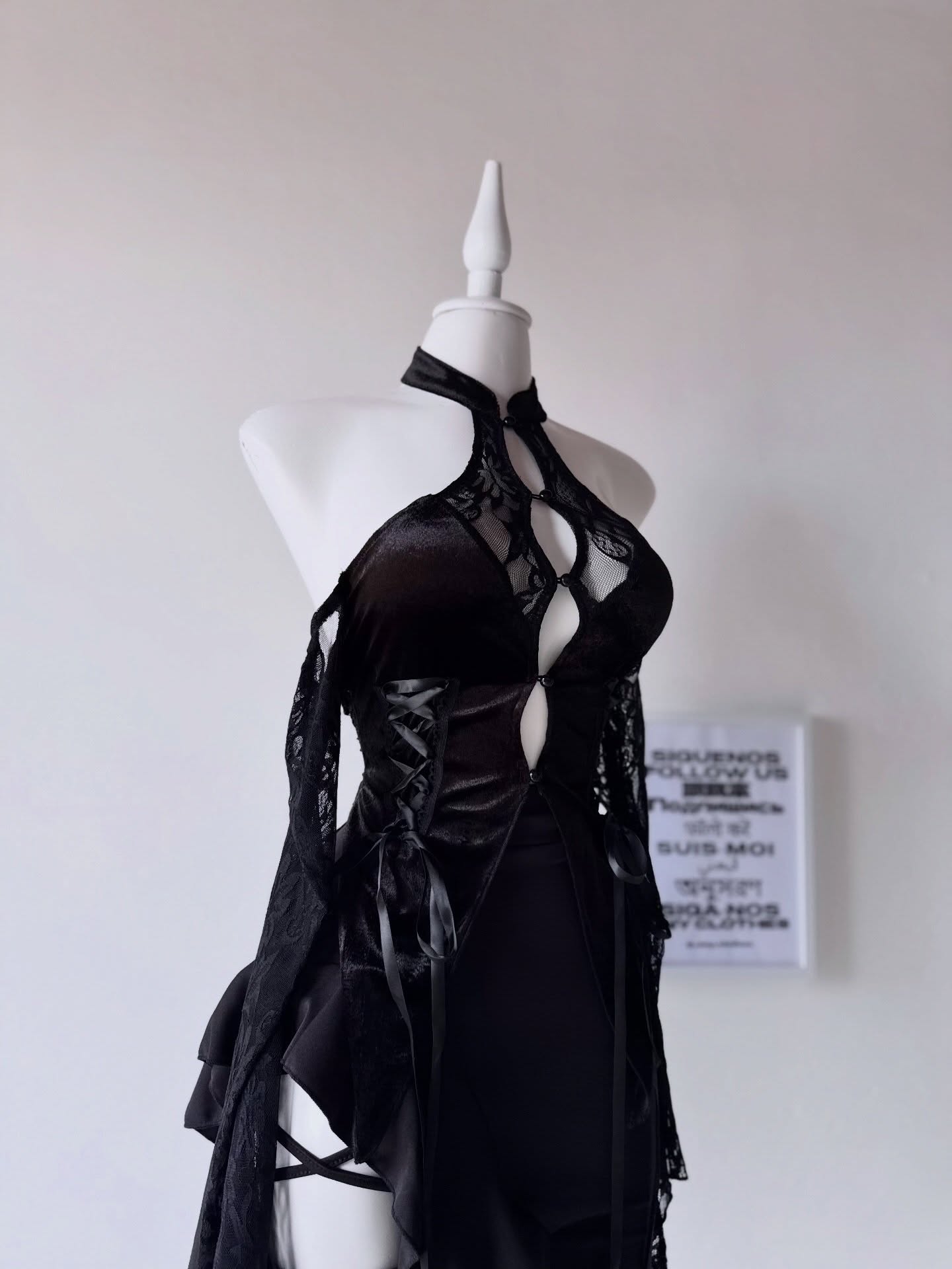 Vestido gótico abertura