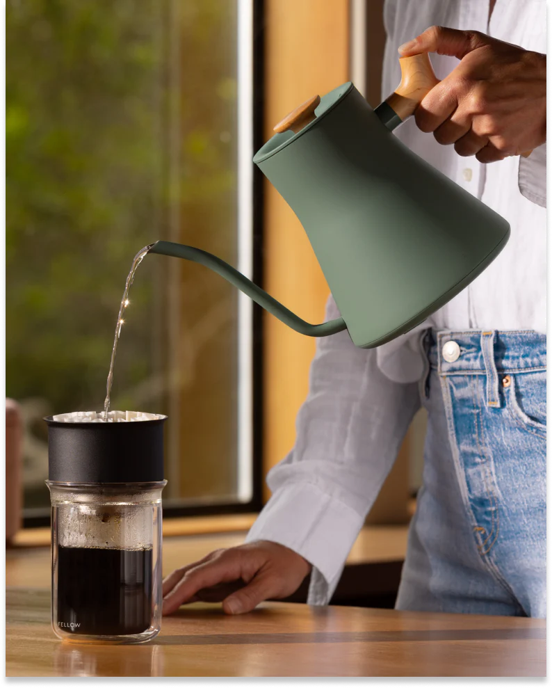 Fello Stagg EKG Pro Electric Pour-Over Kettle – Smoke Green| Maple Handle