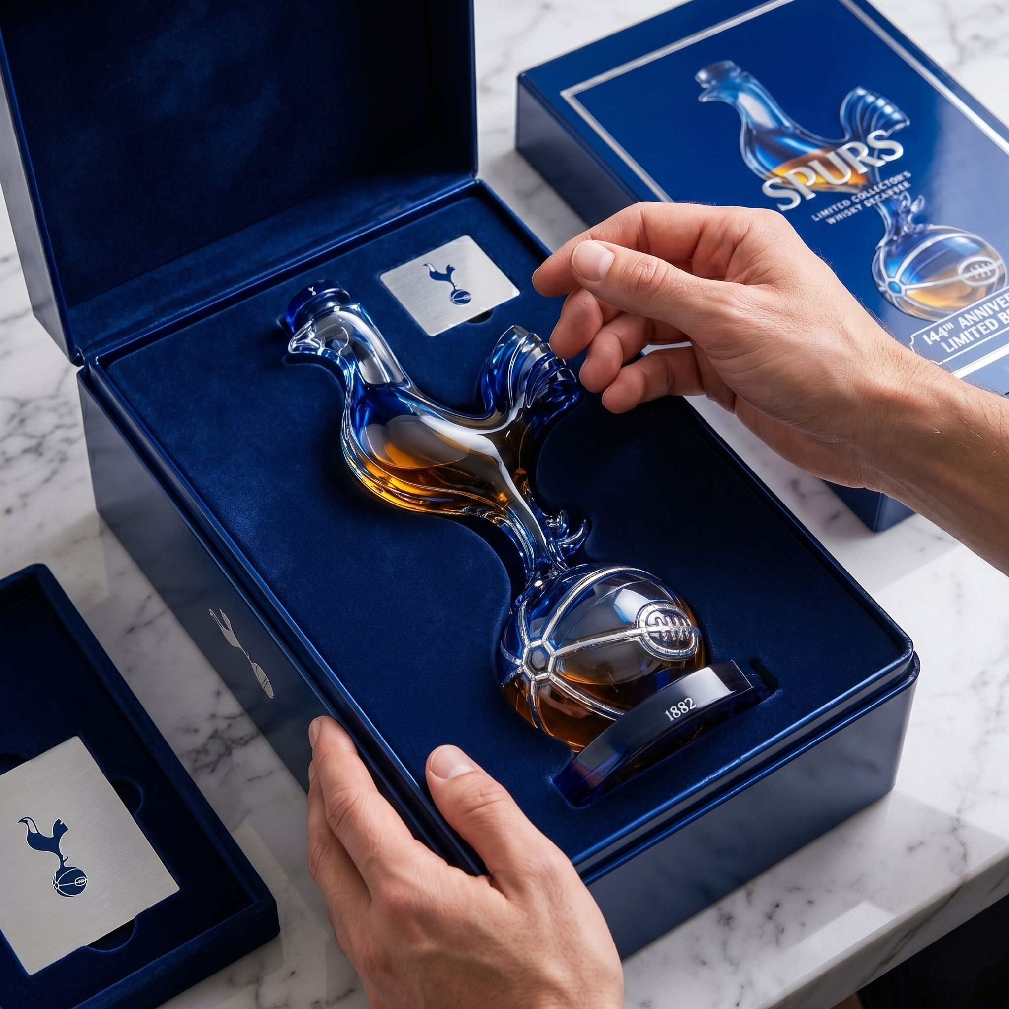 Tottenham Hotspur™ Heritage Decanter