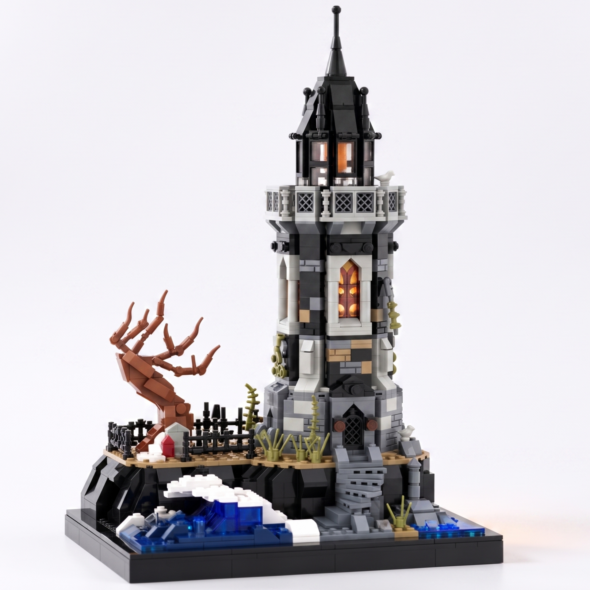 Haunted Lighthouse Building Blocks – Spooky Gothic Lighthouse Model