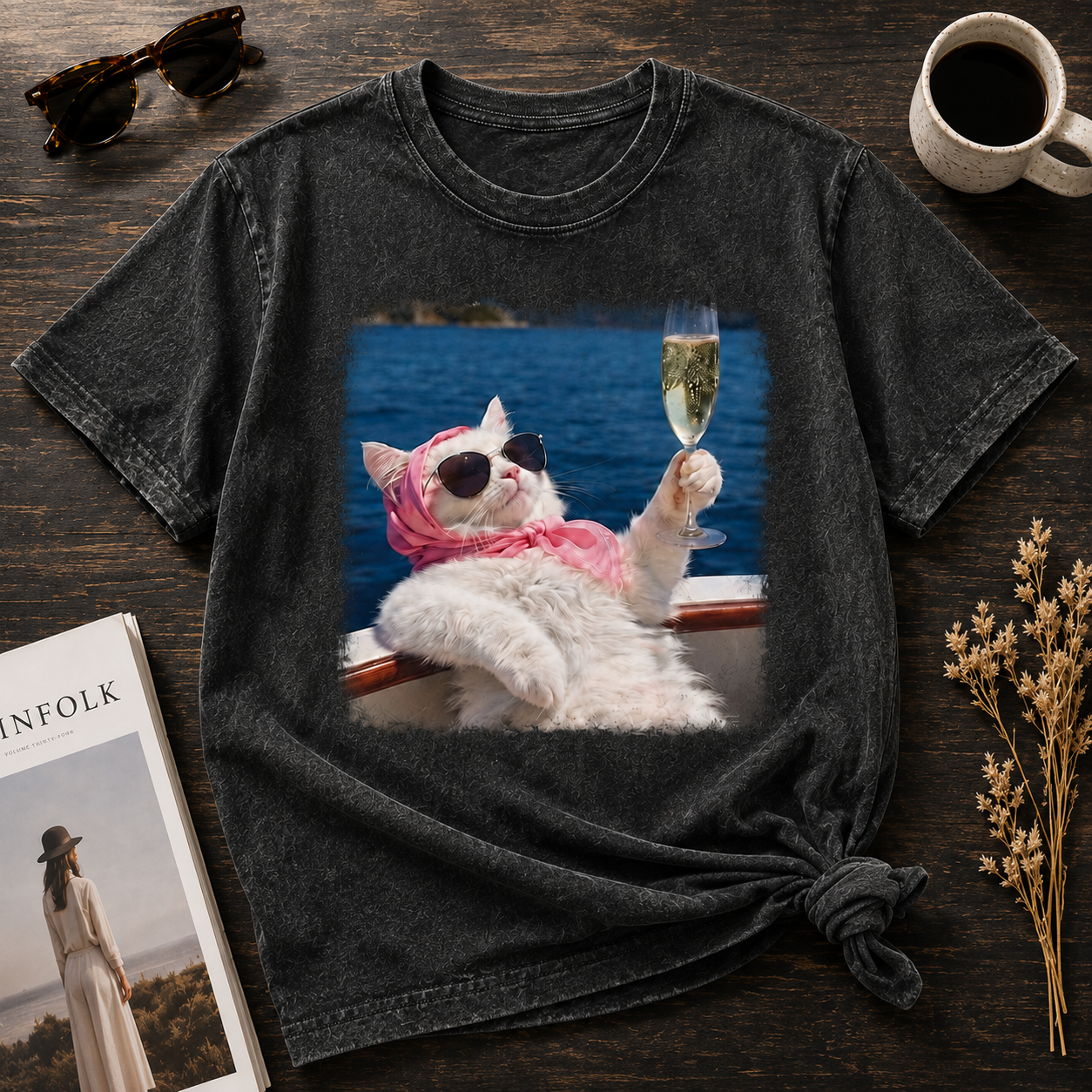 Living My Best Nine Lives – Vintage Cat Tee