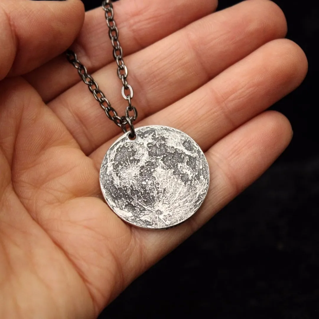 🌙Full Moon Necklace